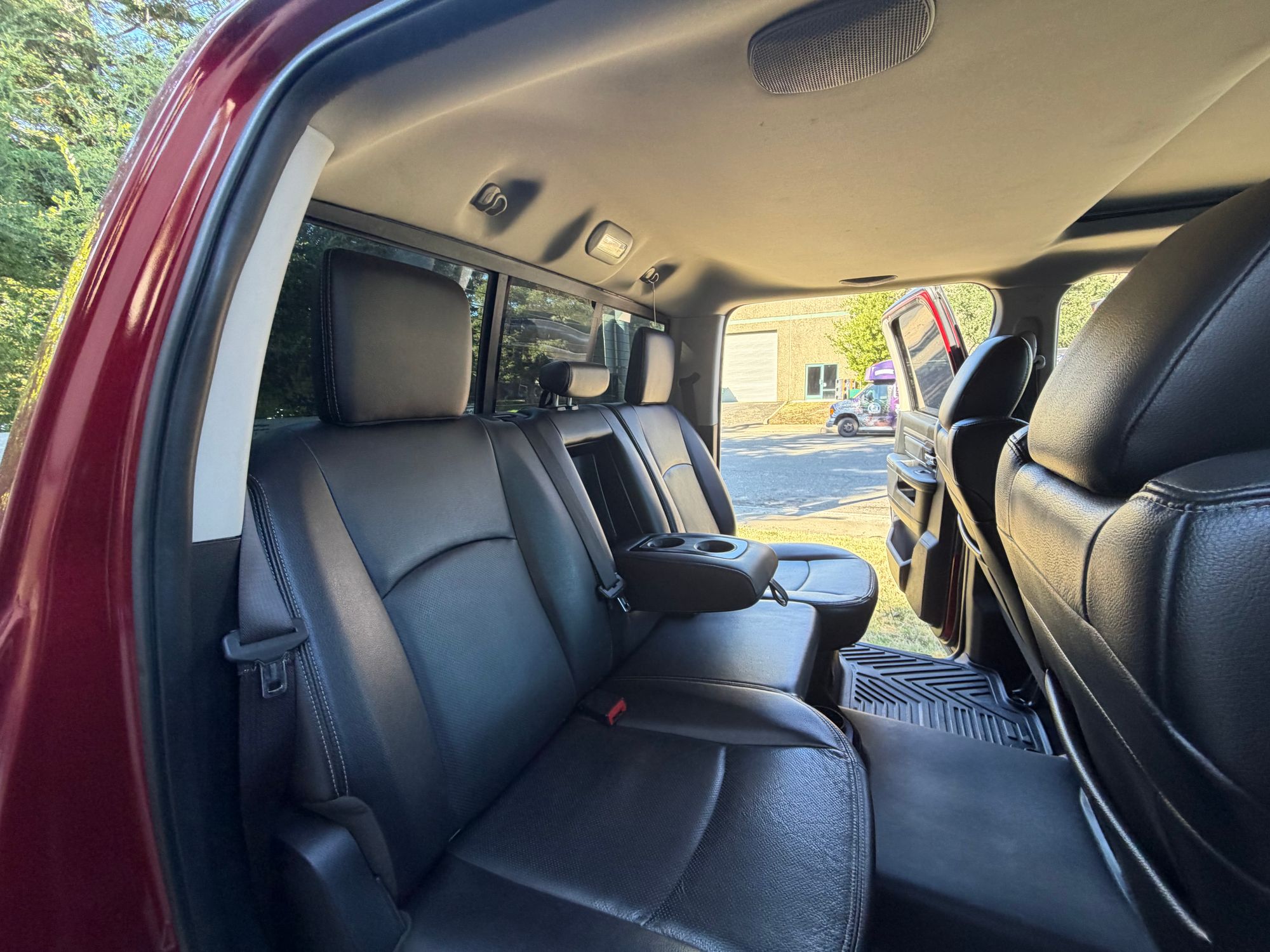 2015 RAM Ram 1500 Pickup Sport - Photo 14