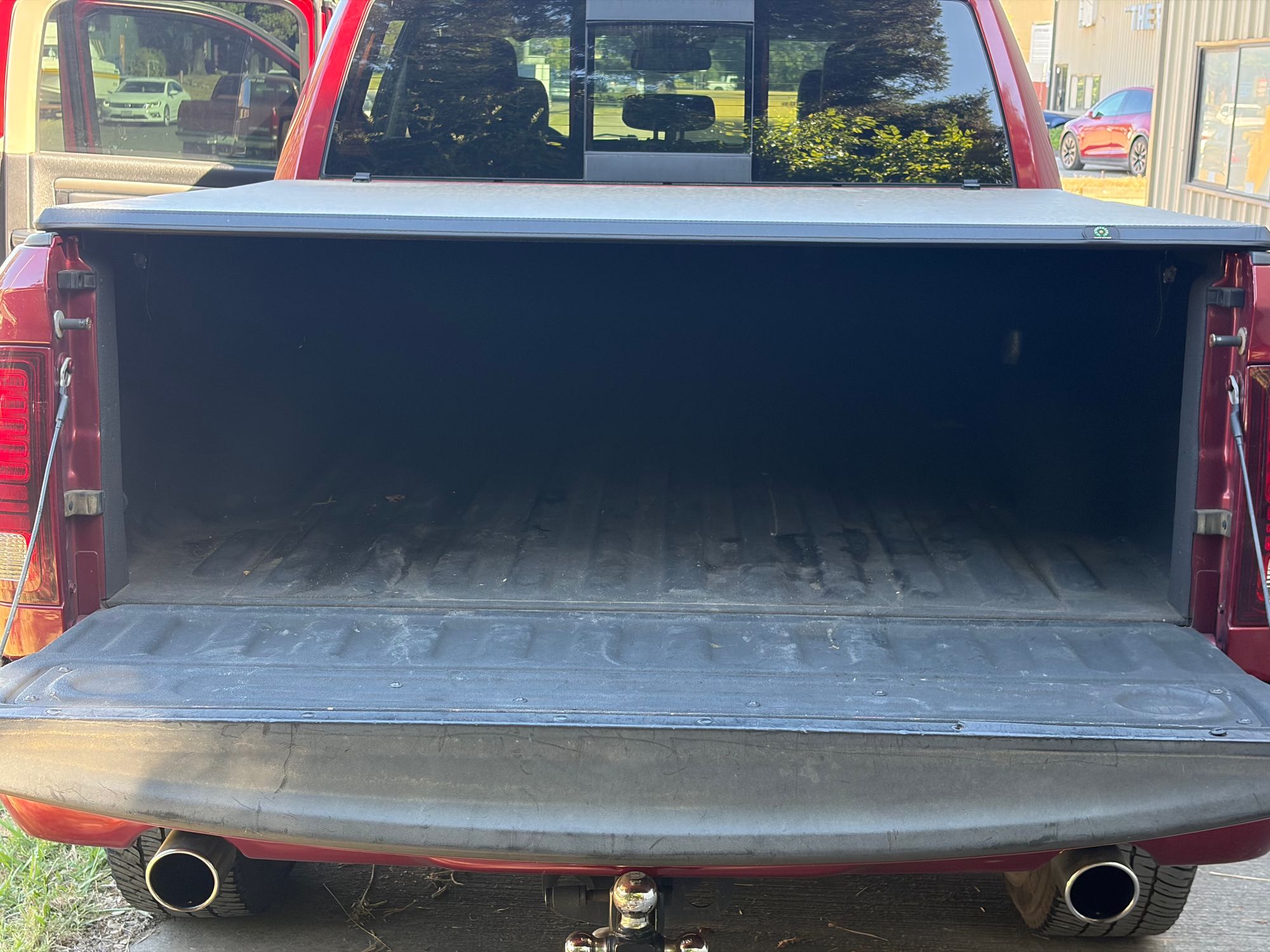 2015 RAM Ram 1500 Pickup Sport - Photo 28