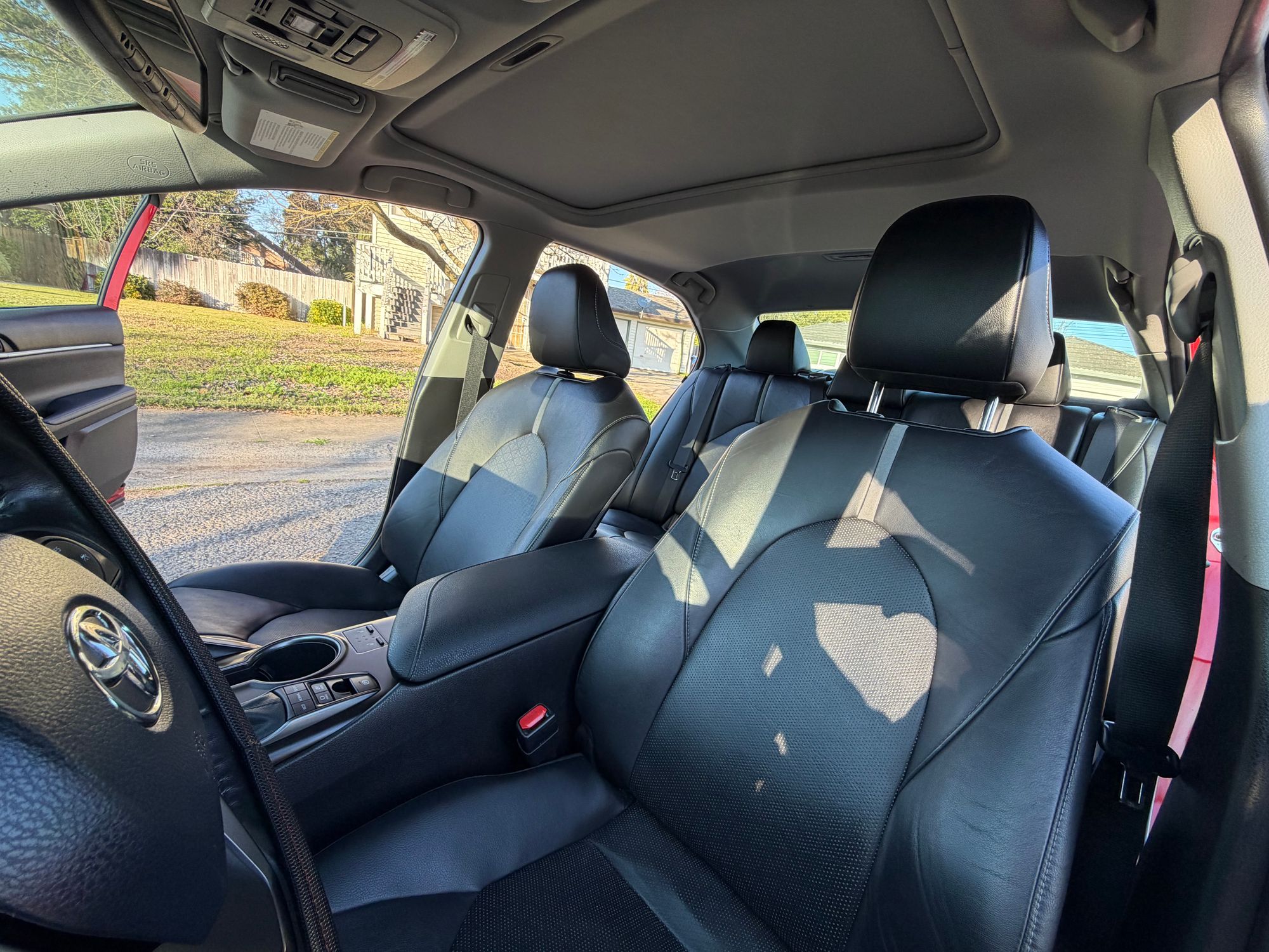 2021 Toyota Camry XSE - Photo 11