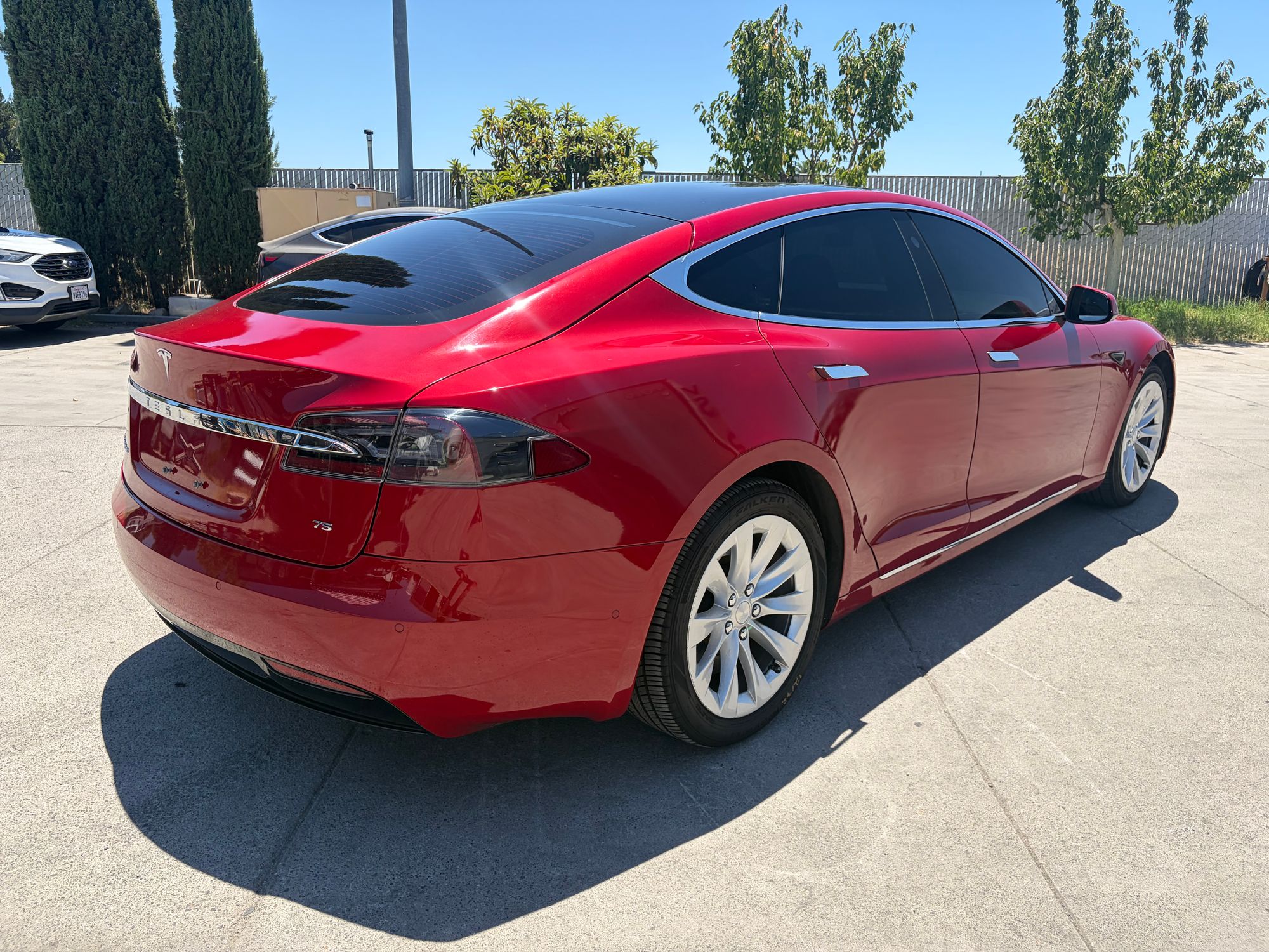 2018 TESLA Model S 75D photo 6