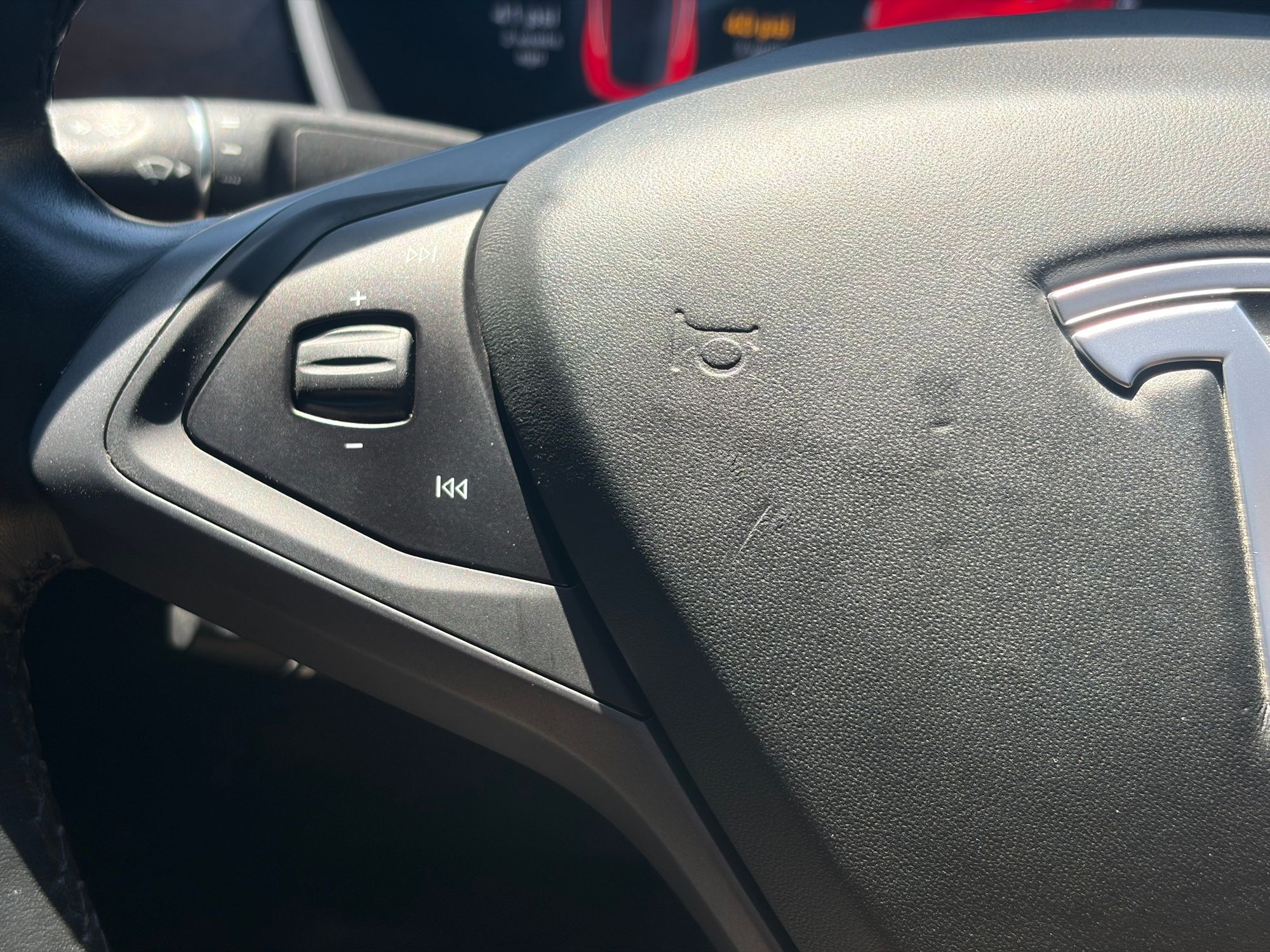 2018 TESLA Model S 75D photo 23