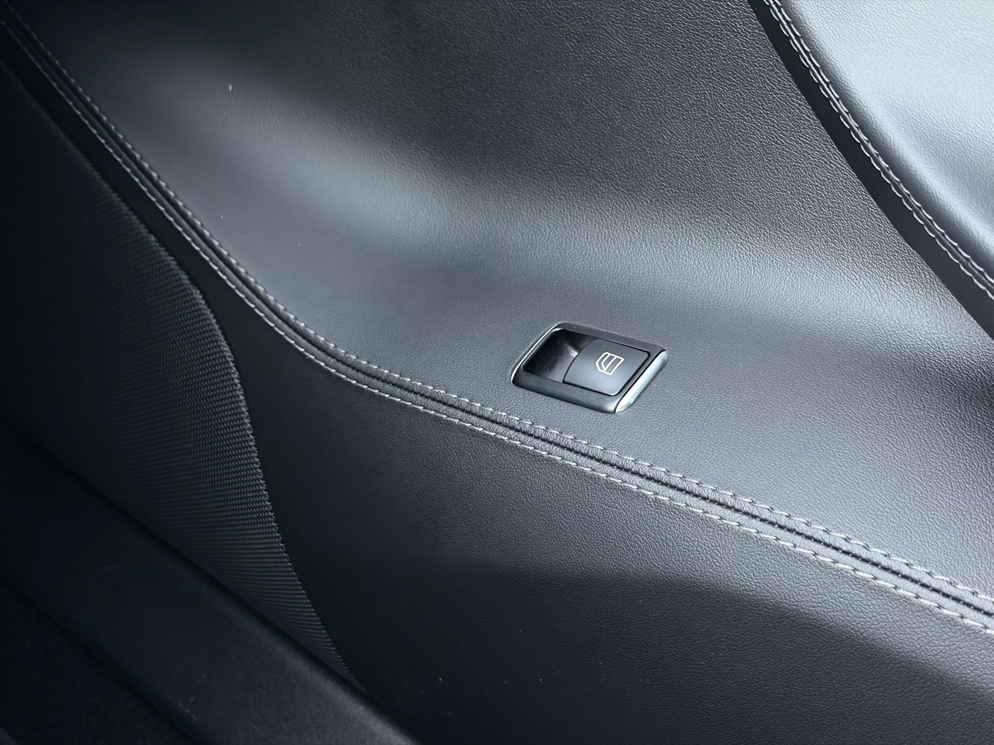 2014 Tesla Model S S - Photo 26