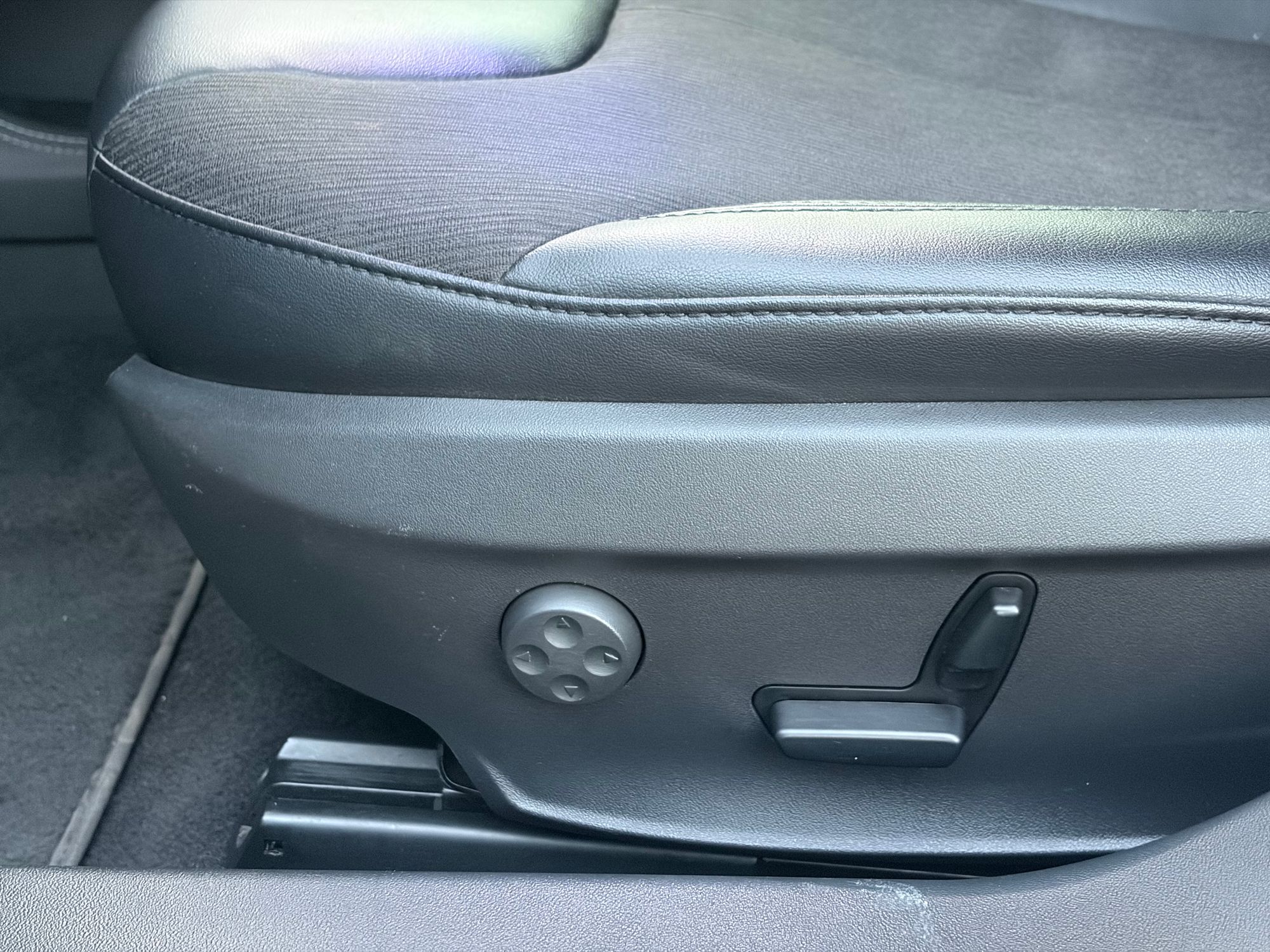 2014 Tesla Model S S - Photo 28