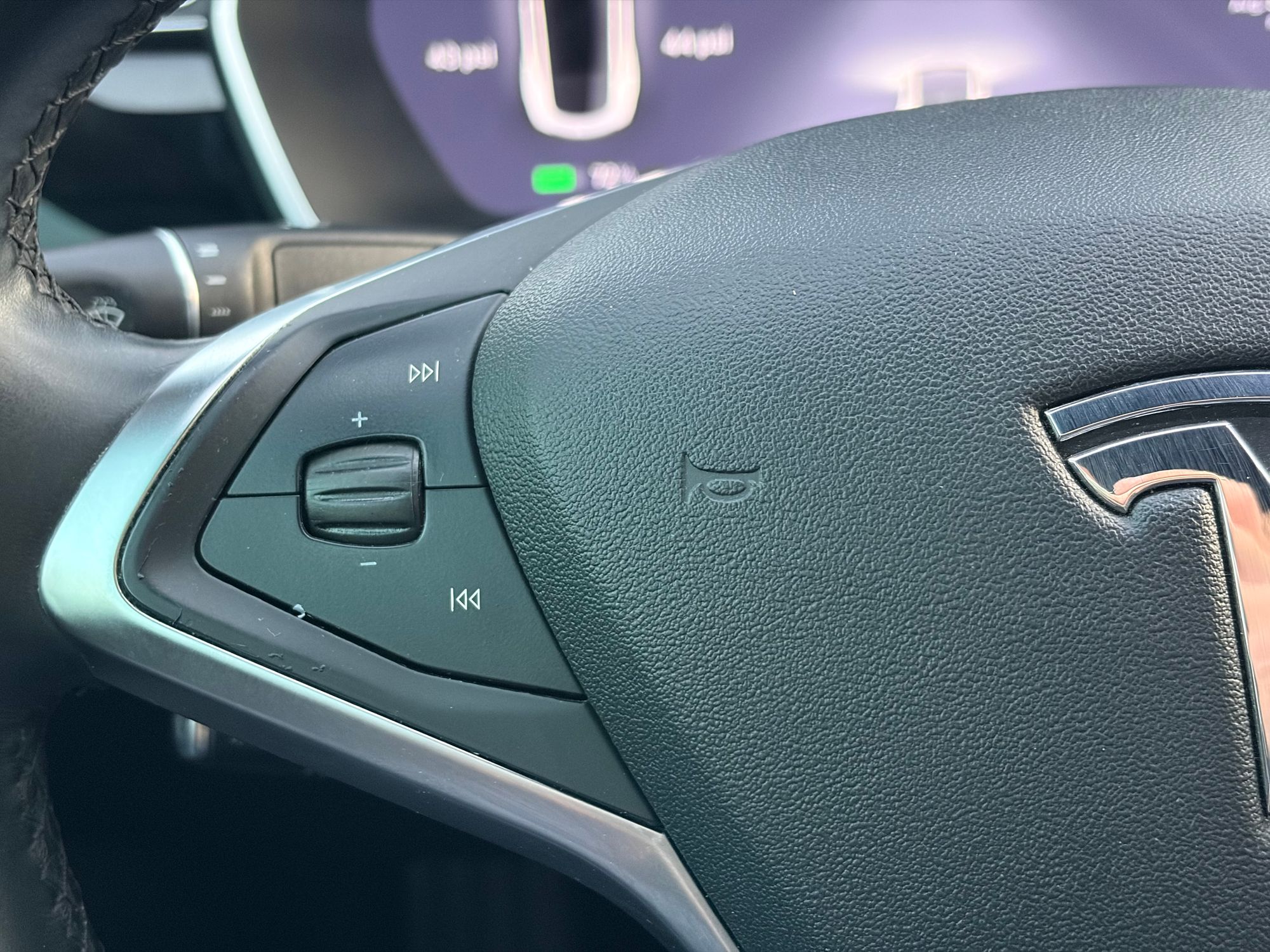 2014 Tesla Model S S - Photo 17