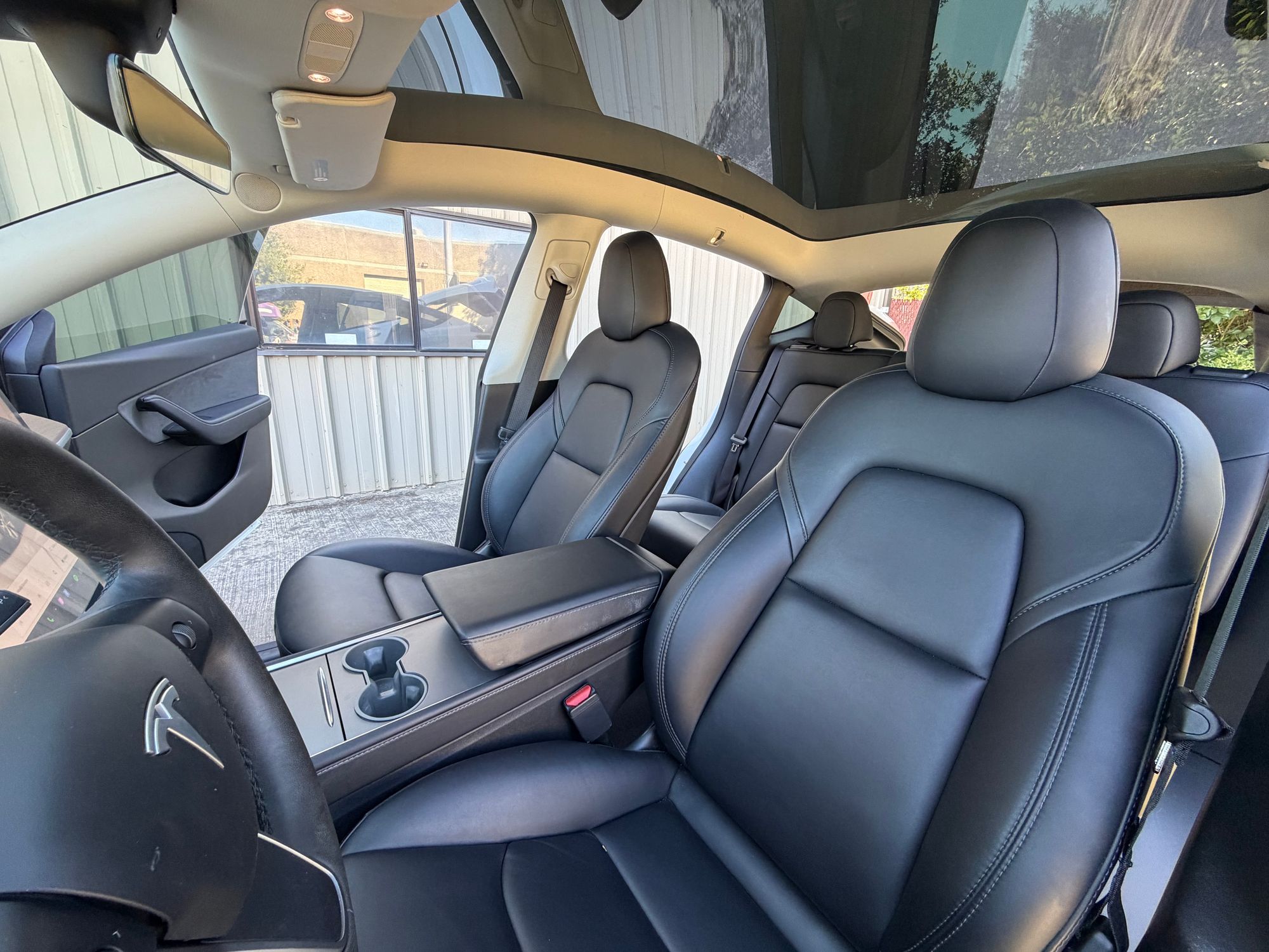 2022 TESLA Model Y Long Range Dual Motor photo 10