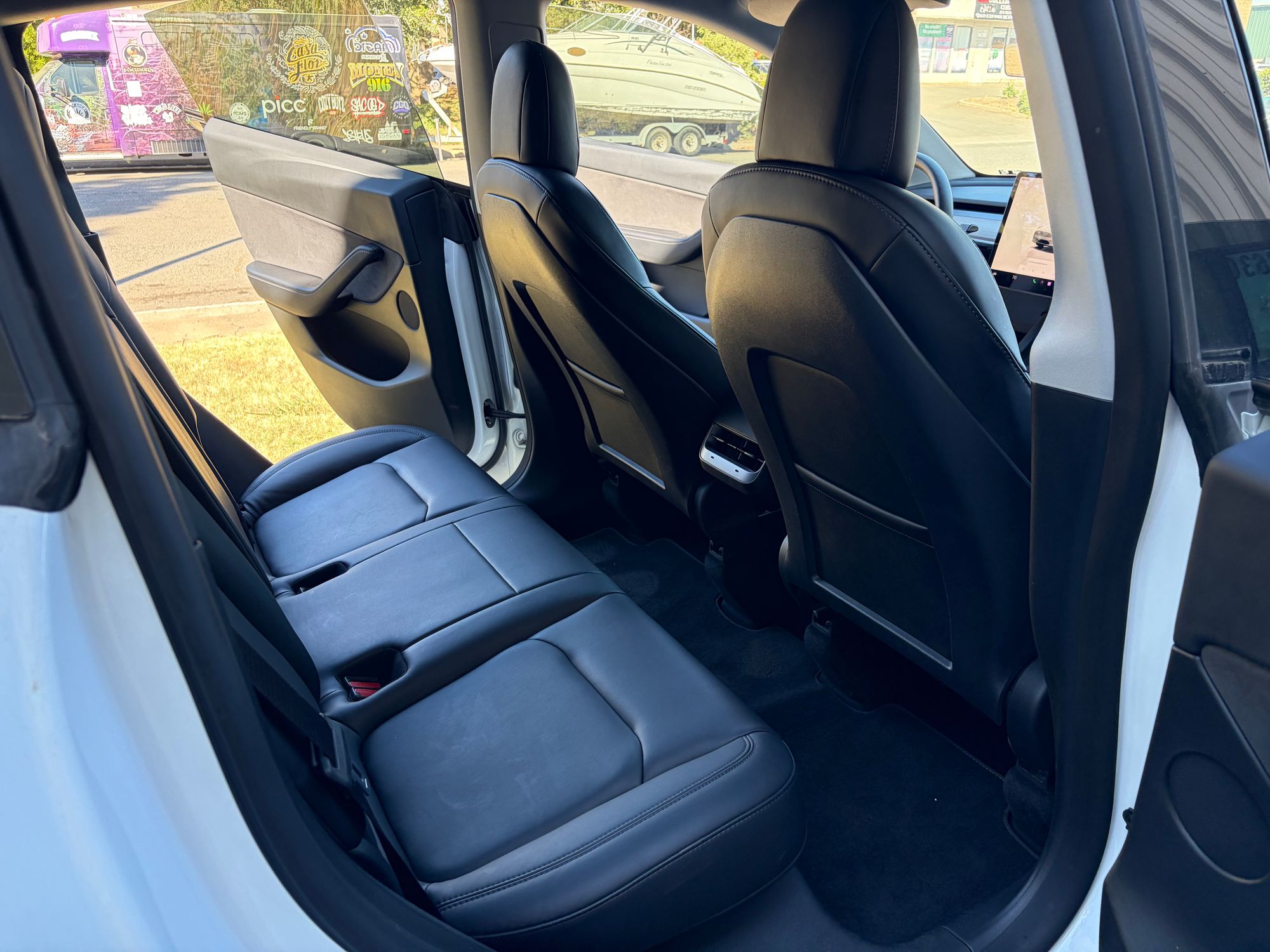 2022 TESLA Model Y Long Range Dual Motor photo 13