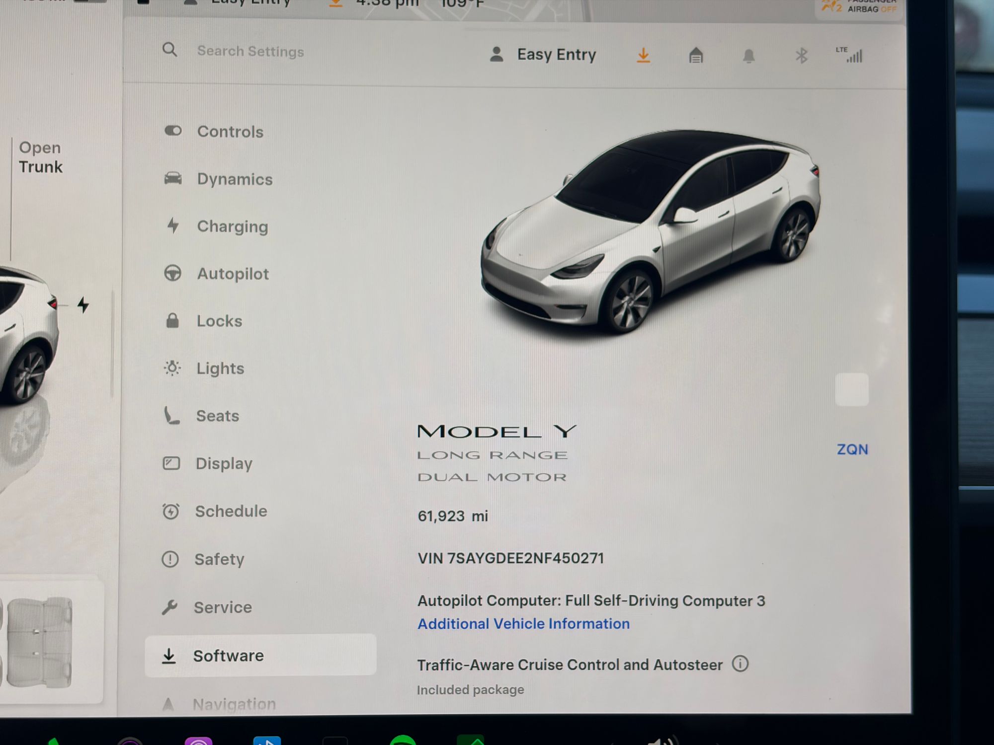 2022 TESLA Model Y Long Range Dual Motor photo 16
