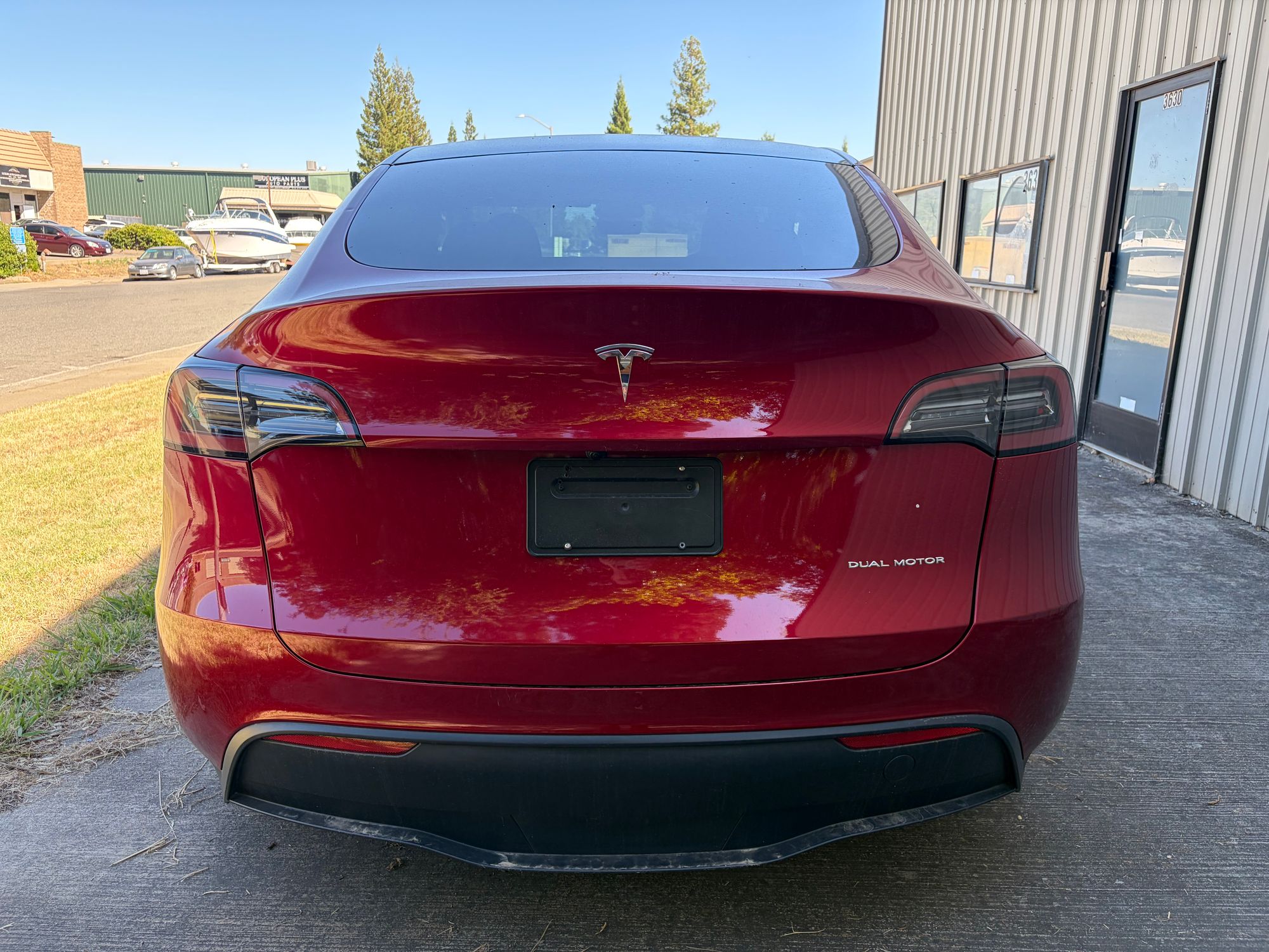 2024 TESLA Model Y Long Range Dual Motor photo 5