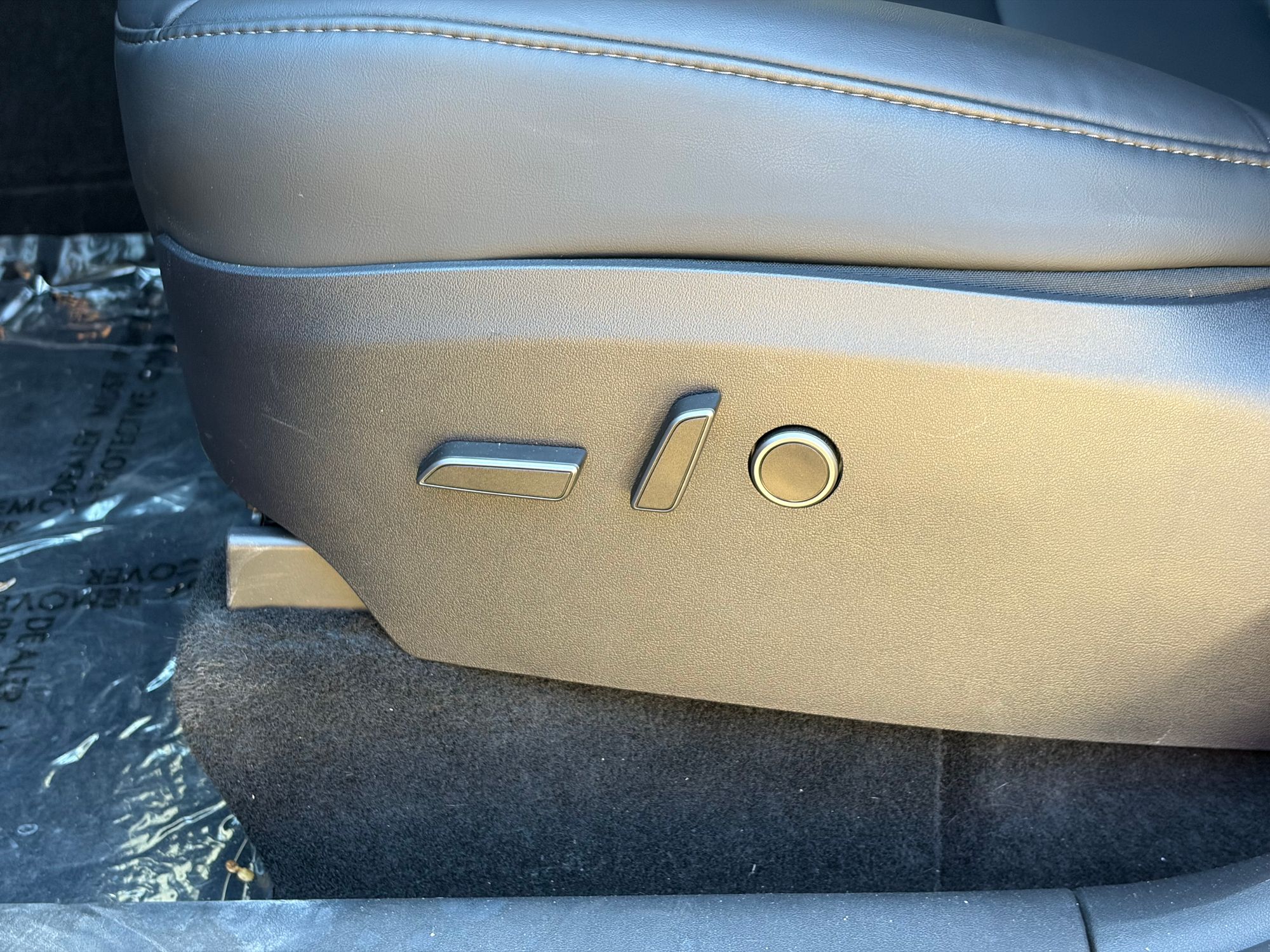 2024 TESLA Model Y Long Range Dual Motor photo 24