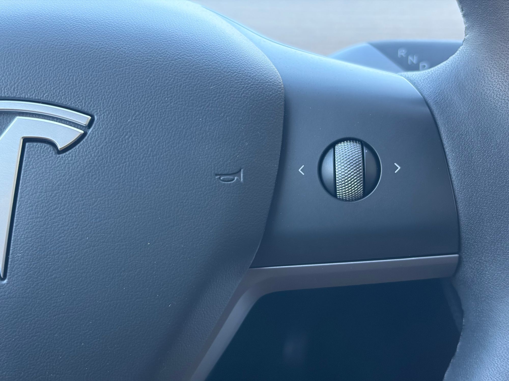 2024 TESLA Model Y Long Range Dual Motor photo 20