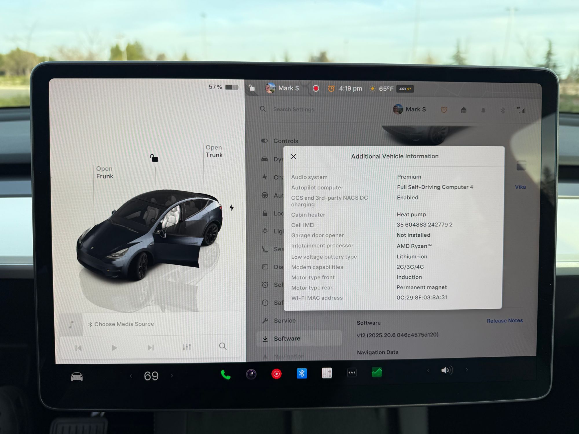 2024 Tesla Model Y Long Range - Photo 17