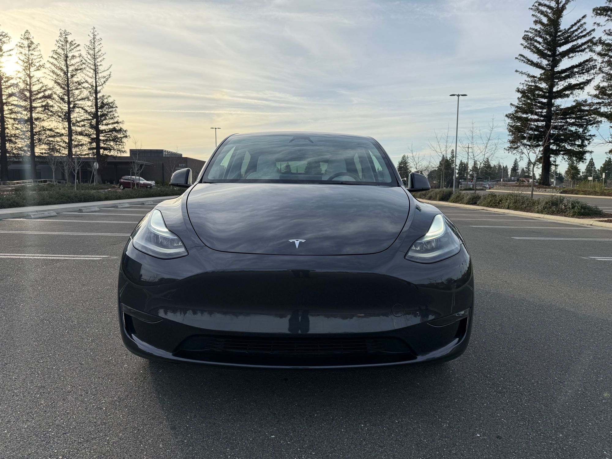 2024 Tesla Model Y Long Range - Photo 9