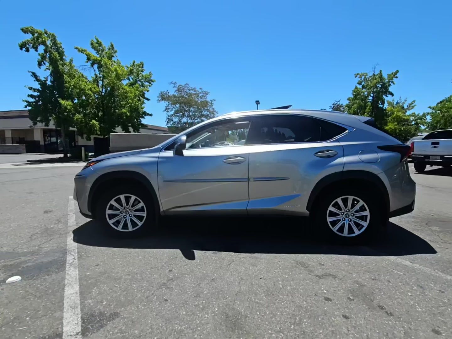 2018 LEXUS NX 300H Luxury photo 4