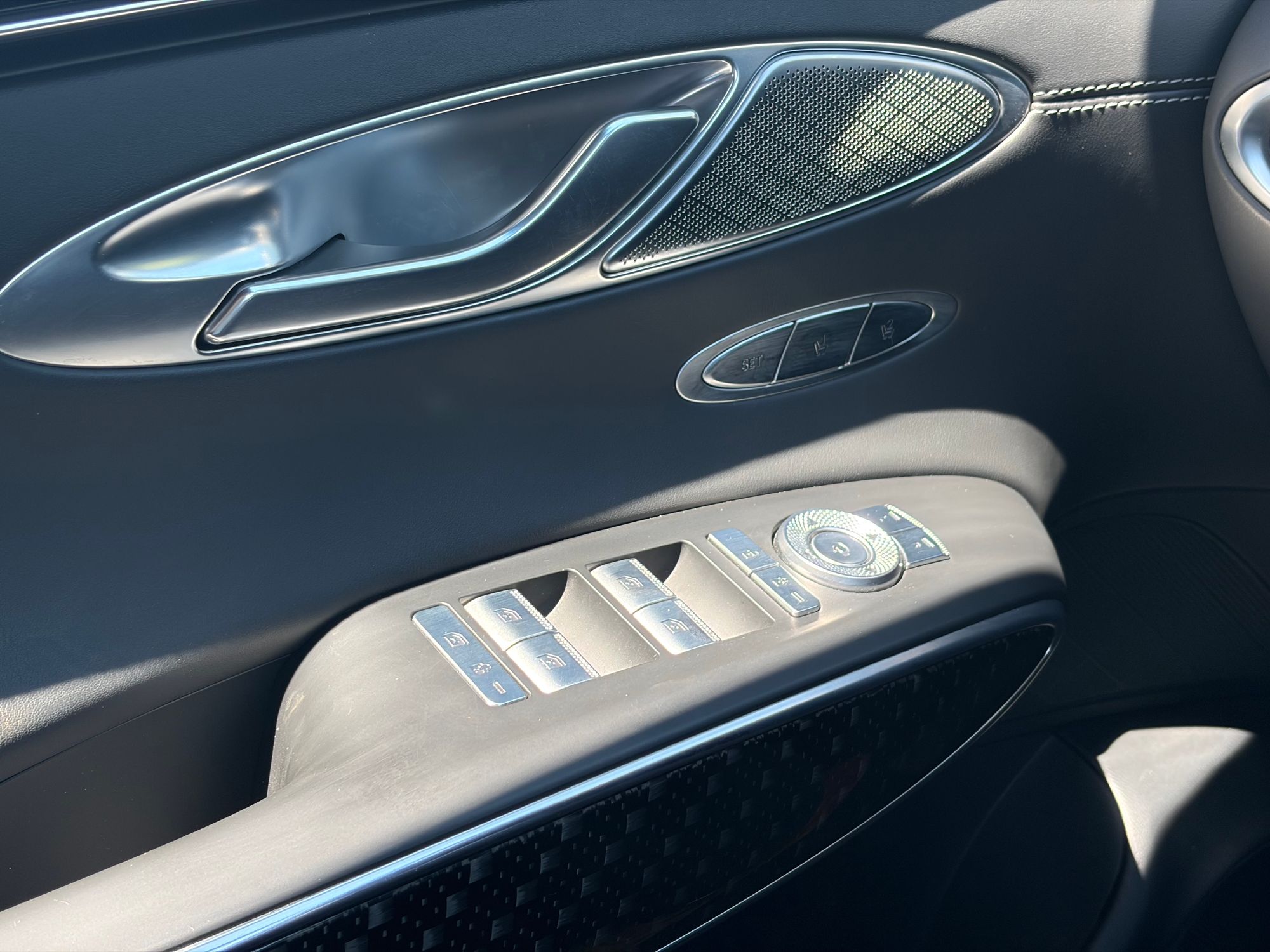 2022 GENESIS GV70 3.5T Sport Prestige photo 27