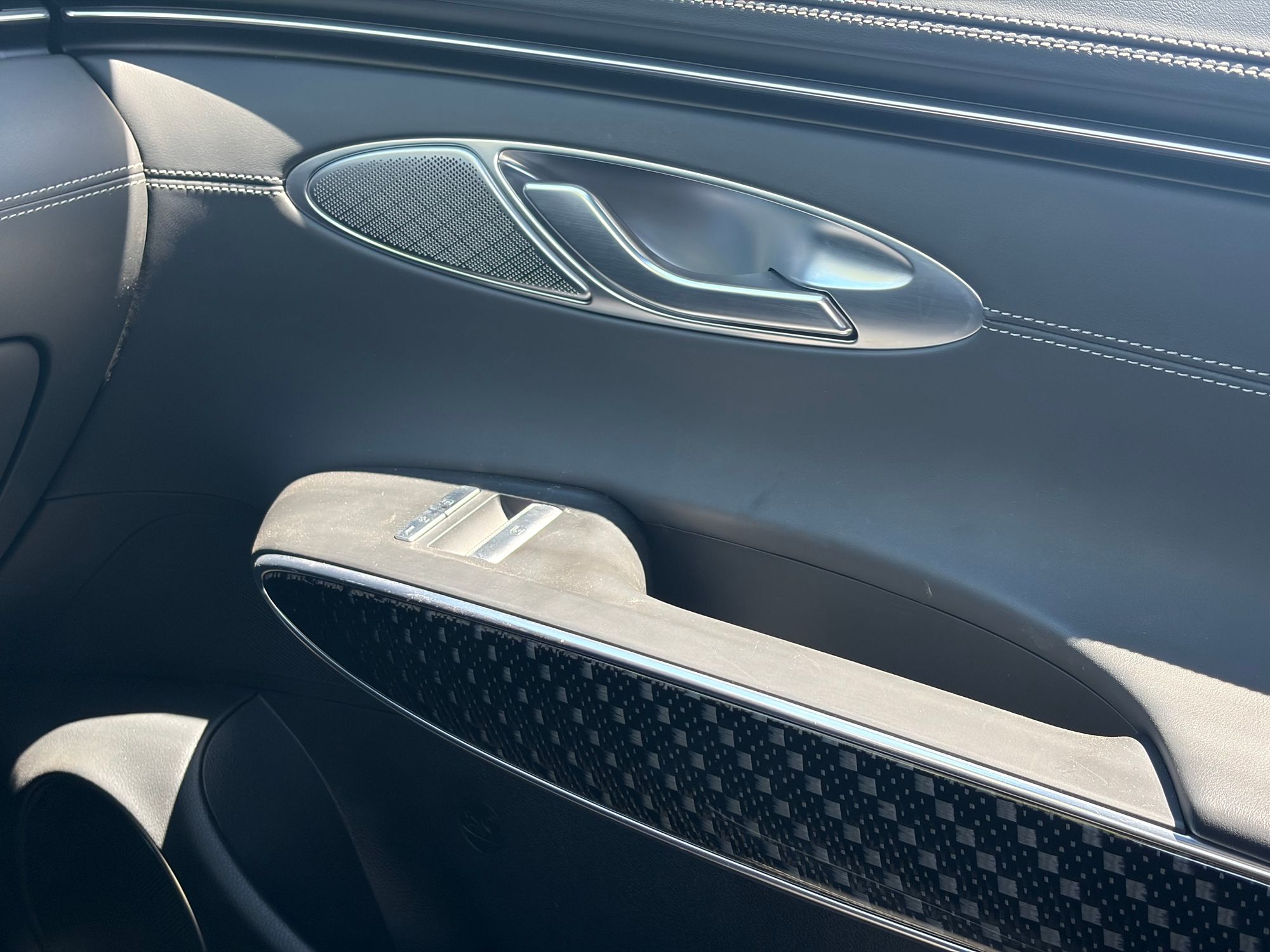2022 GENESIS GV70 3.5T Sport Prestige photo 28