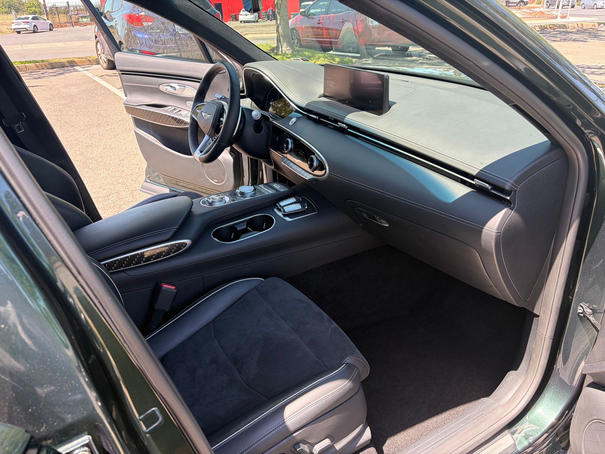 2022 GENESIS GV70 3.5T Sport Prestige photo 12