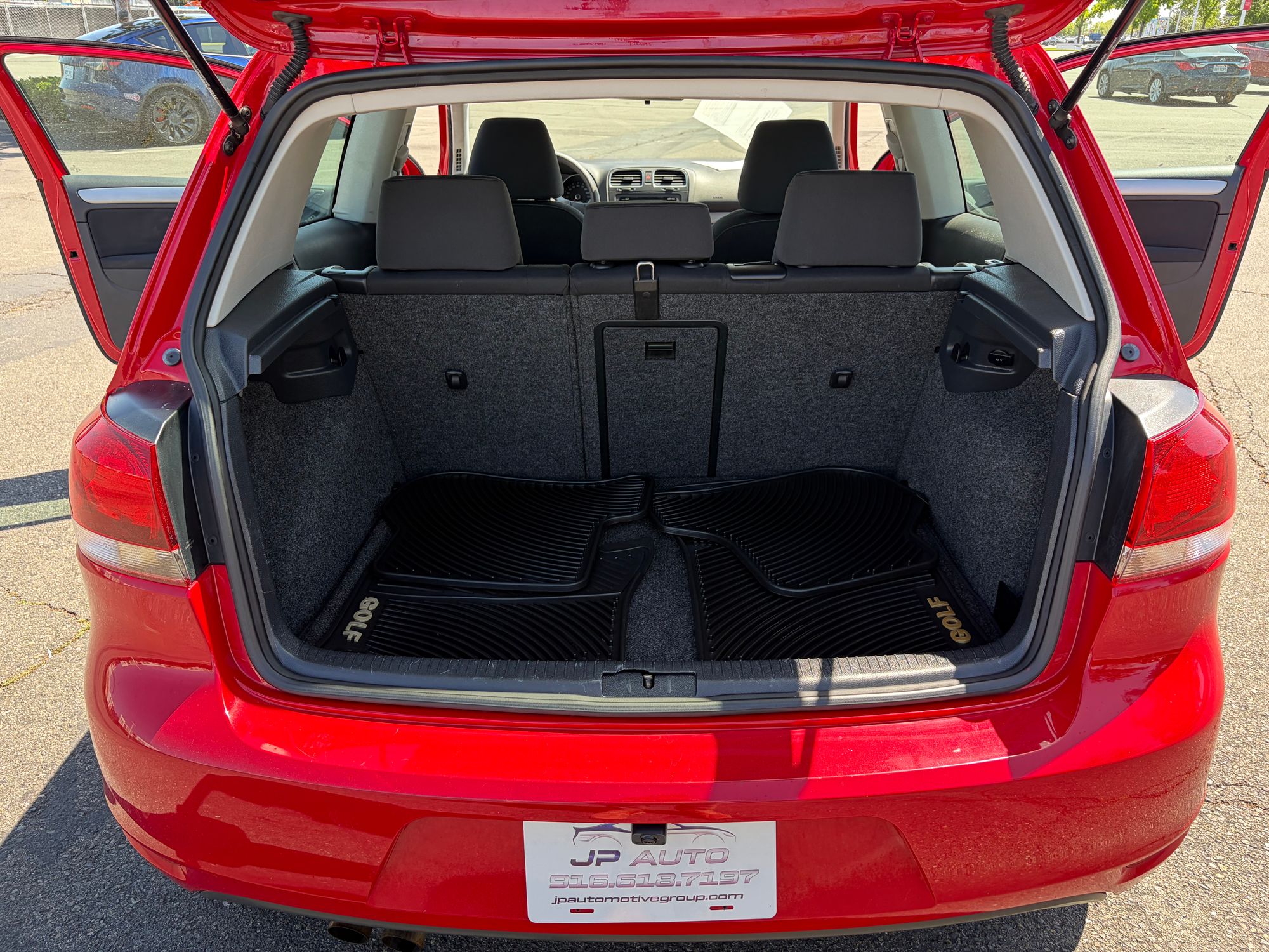 2012 VOLKSWAGEN Golf photo 26