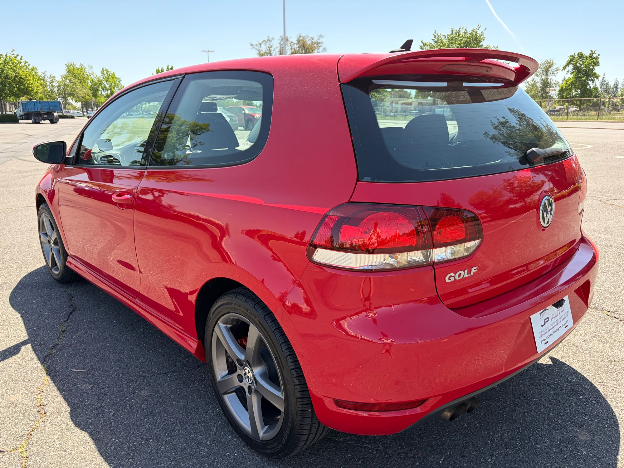 2012 VOLKSWAGEN Golf photo 4