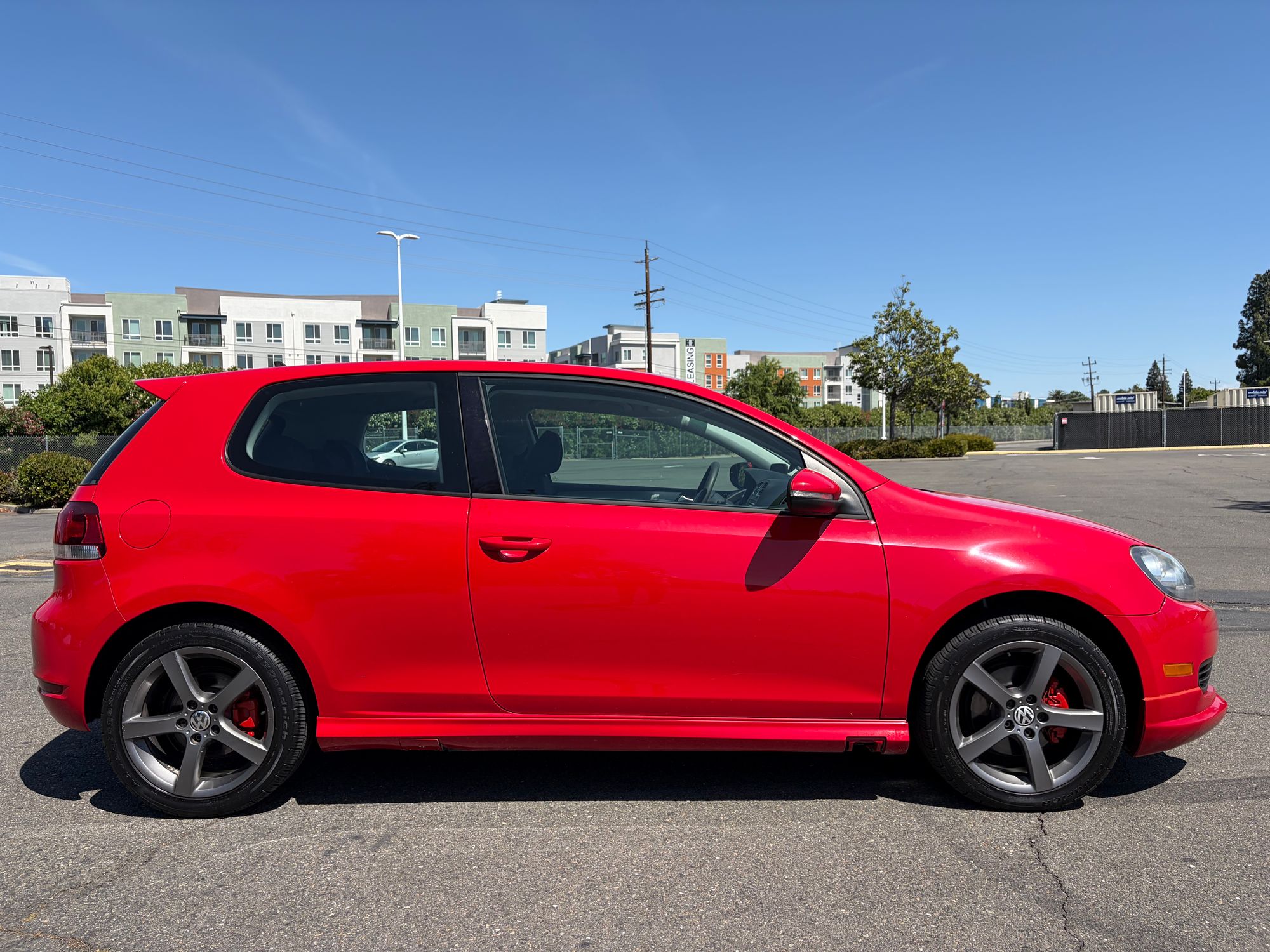 2012 VOLKSWAGEN Golf photo 7